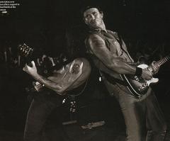 ...aki univerz�lis, az univerz�lis:)